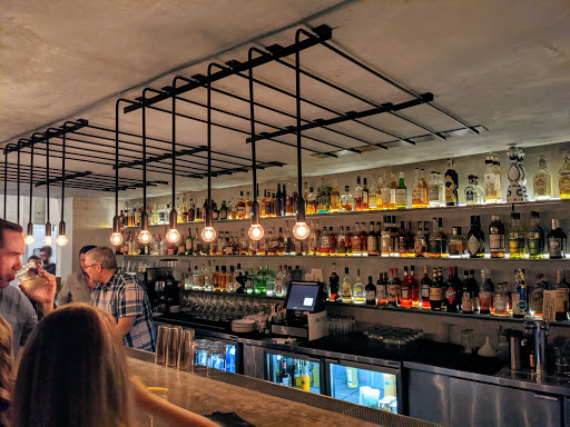 Melvyns Restaurant & Lounge image