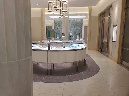 Jewelry Store «Tiffany & Co.», reviews and photos, 4200 Conroy Rd, Orlando, FL 32839, USA