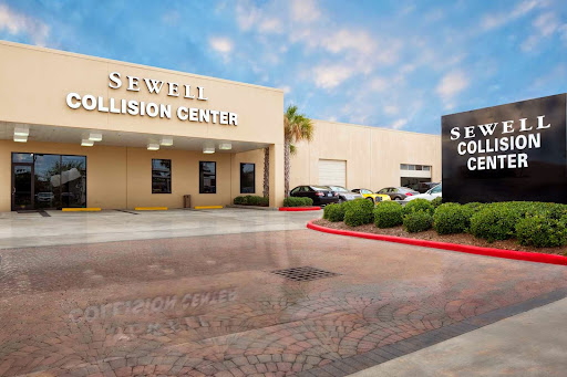 Auto Body Shop «Sewell Collision Center of Houston», reviews and photos, 111 Stage Runn Dr, Houston, TX 77090, USA