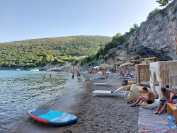 Velja Spila Beach'in fotoğrafı çok temiz temizlik seviyesi ile