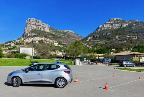 Auto-École Yes Des Baous à La Gaude, Alpes-Maritimes