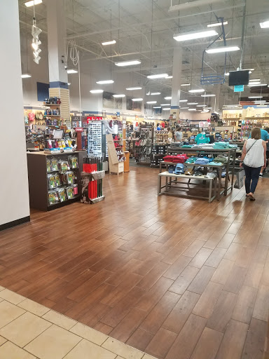 Outdoor Sports Store «Sun & Ski», reviews and photos, 501 Opry Mills Dr, Nashville, TN 37214, USA