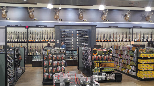 Outdoor Sports Store «Field & Stream», reviews and photos, 2075 Interchange Rd, Erie, PA 16509, USA
