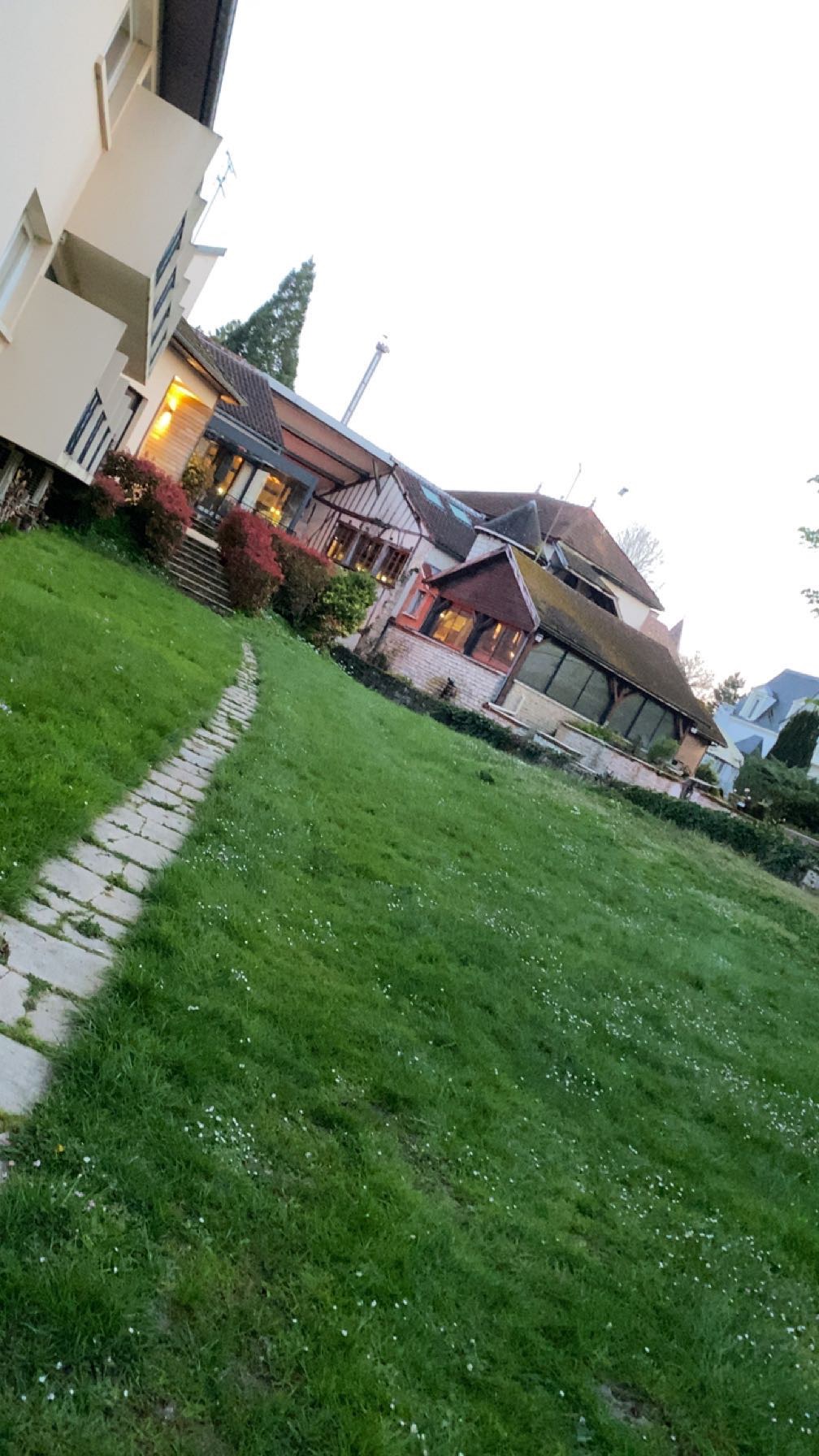 Photo n° 3 de l'avis de Raphaelle.a fait le 20/04/2023 à 20:36