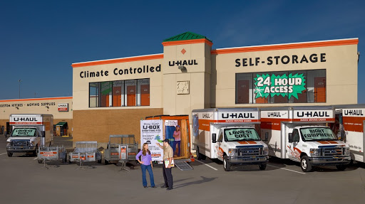 Truck Rental Agency «U-Haul Moving & Storage of Bridgeport», reviews and photos, 526 Pine St, Bridgeport, CT 06605, USA