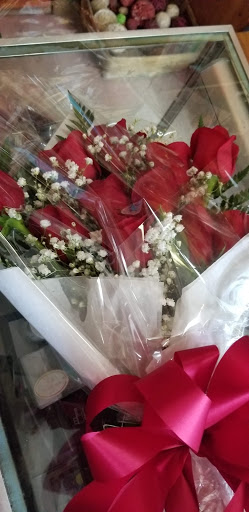 Florist «The Flower Pot & Basket Shop», reviews and photos, 5631 W Madison St, Chicago, IL 60644, USA