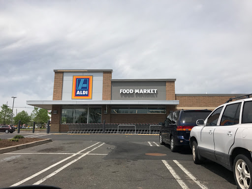 Supermarket «ALDI», reviews and photos, 1650 N Olden Ave, Ewing Township, NJ 08638, USA