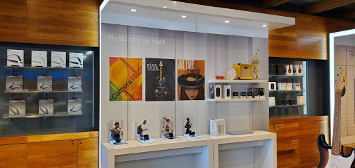 Cell Phone Store «AT&T», reviews and photos, 1812 N Westshore Blvd, Tampa, FL 33607, USA