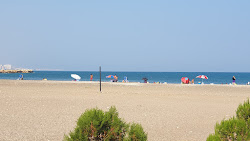 Erdemli beach II'in fotoğrafı geniş bir kıyı şeridi ile birlikte