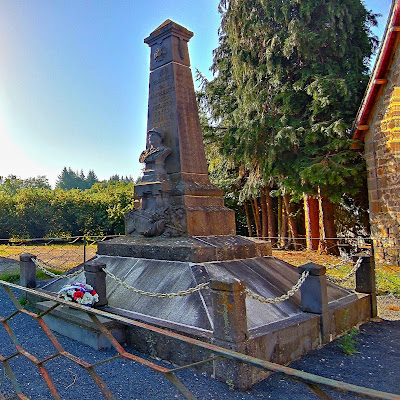 monument aux morts de Margerides à Margerides