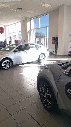 Toyota Dealer «Toyota of Muscatine», reviews and photos, 3000 IA-38, Muscatine, IA 52761, USA