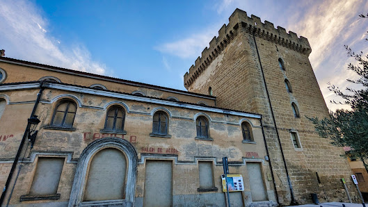Torre Fuerte de Anguciana C. Torre-Palacio de los Señores de Anguciana, 3, 26210 Anguciana, La Rioja, España
