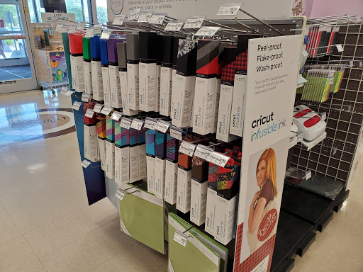 Craft Store «Michaels», reviews and photos, 1020 Veterans Pkwy #800, Clarksville, IN 47129, USA