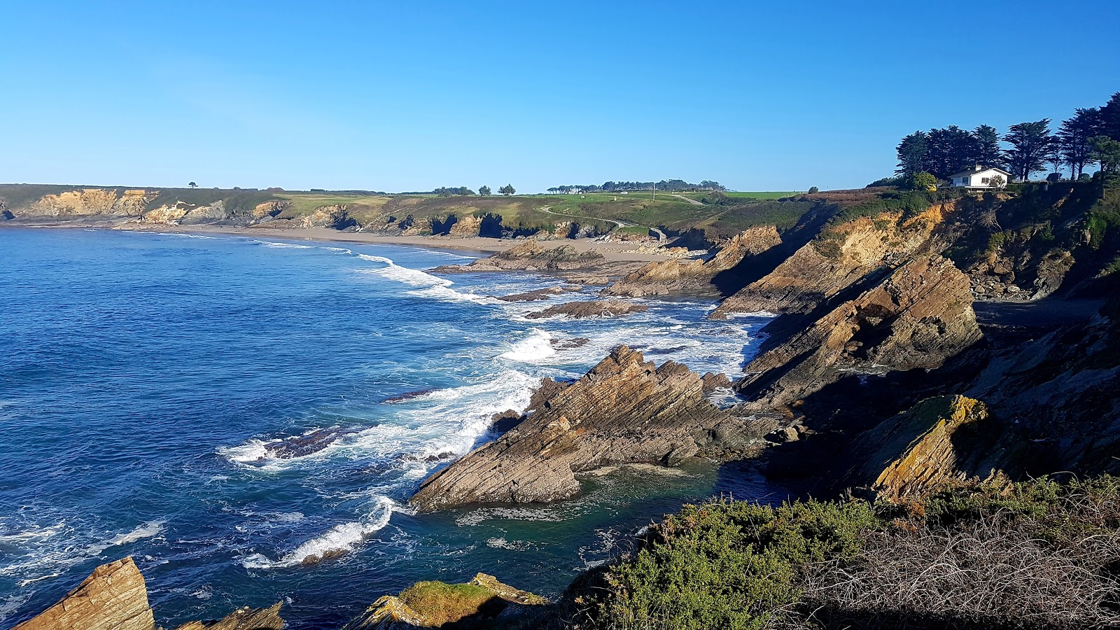 Playa de Arnao photo #7