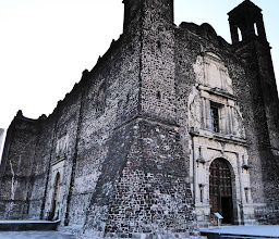 Templo de Santiago apóstol photo