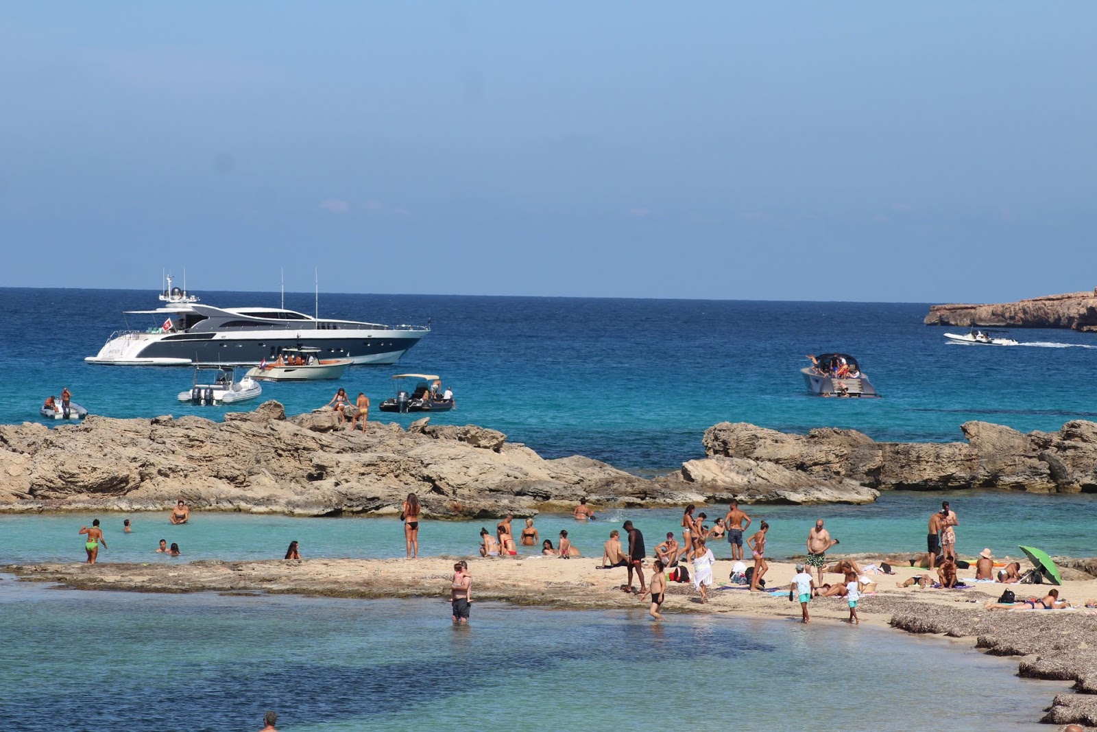 Foto de Miramar con cala pequeña