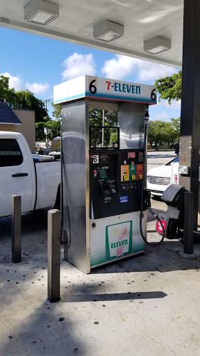 Convenience Store «7-Eleven», reviews and photos, 747 Hallandale Beach Blvd, Hallandale Beach, FL 33009, USA