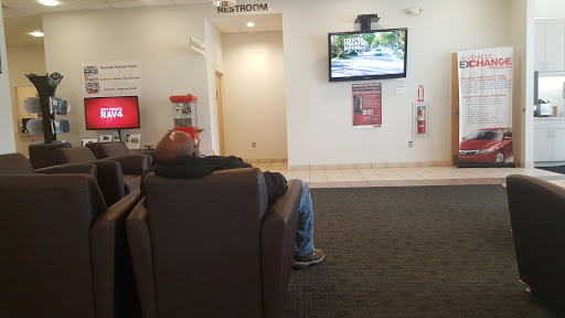 Auto Body Shop «DCH Toyota City Service Facility», reviews and photos, 700 Waverly Ave, Mamaroneck, NY 10543, USA