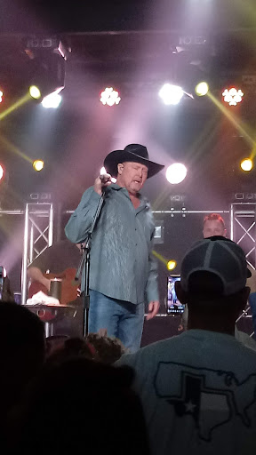 Barbecue Restaurant «Silver Saloon», reviews and photos, 1708 TX-34, Terrell, TX 75160, USA