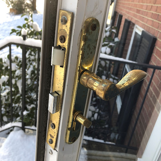 Locksmith «Area Safe & Lock Service», reviews and photos, 3301 Mt Vernon Ave, Alexandria, VA 22305, USA