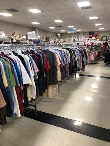 Thrift Store «Superior Thrift Store», reviews and photos, 1135 N Wilson Way, Stockton, CA 95205, USA