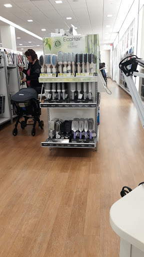 Hair Salon «Ulta Beauty», reviews and photos, 15555 E 14th St, San Leandro, CA 94578, USA