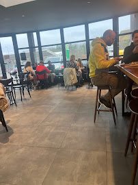 Atmosphère du Café Starbucks Longeville-lès-Saint-Avold à Longeville-lès-Saint-Avold - n°6