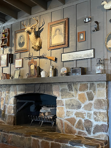 American Restaurant «Cracker Barrel Old Country Store», reviews and photos, 4321 S Interstate Hwy 35, San Marcos, TX 78666, USA