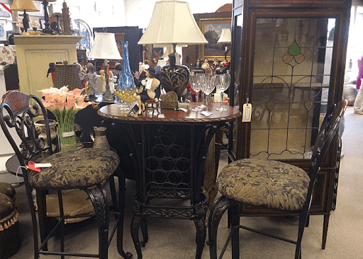 Consignment Shop «Home Again Consignment Shop», reviews and photos, 941 Namquid Dr, Warwick, RI 02888, USA