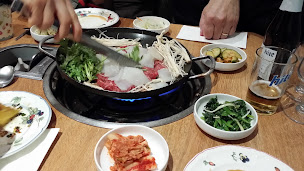 Photo n°35 de Myung Ka à Paris ()