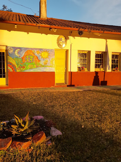 Escuela Rural N° 28 'Costas de Caraguatá al Sur'