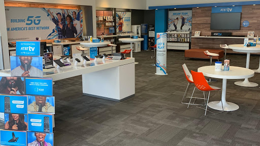 Cell Phone Store «AT&T», reviews and photos, 8085 Red Bug Lake Rd Ste 125, Oviedo, FL 32765, USA