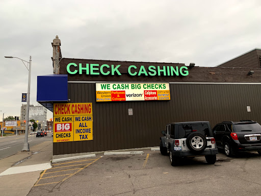 BIG CHECK CASHING in Highland Park, Michigan