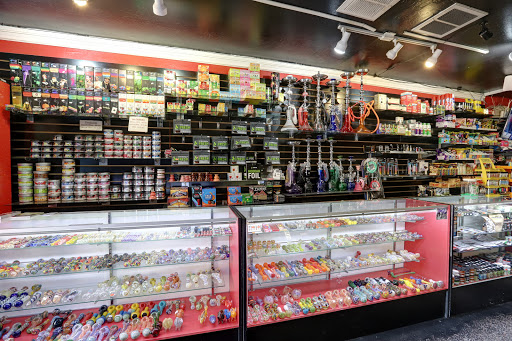 Tobacco Shop «Gravitate Smoke Shop», reviews and photos, 7345 E Shoeman Ln, Scottsdale, AZ 85251, USA