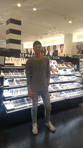 Cosmetics Store «SEPHORA», reviews and photos, 12000 SE 82nd Ave #1070, Portland, OR 97086, USA