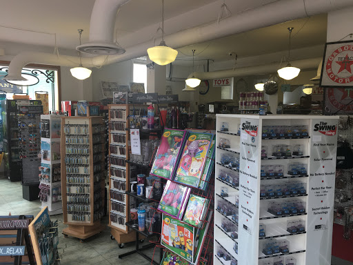 Department Store «Dellas 5 & 10», reviews and photos, 503 Washington St, Cape May, NJ 08204, USA