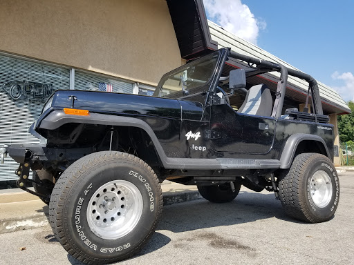 Auto Repair Shop «Jeffersonville Auto Repair», reviews and photos, 1401 E 8th St, Jeffersonville, IN 47130, USA