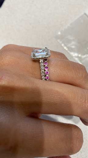 Jewelry Store «Shaftel Diamond Co.», reviews and photos, 6222 Richmond Ave #150, Houston, TX 77057, USA