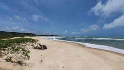 Photo de Plage d'Ipatimirim avec rivage droit, long