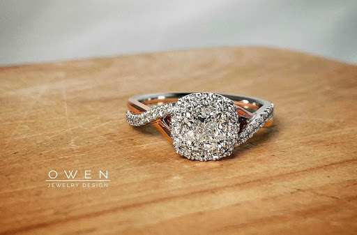 Jewelry Designer «Bruce Owen Jewelry Design», reviews and photos, 307 E 5th St, Des Moines, IA 50309, USA