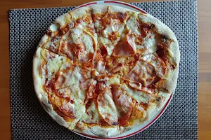 Pizza U Jacka image