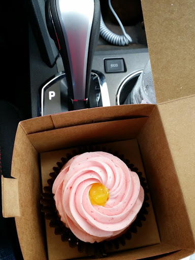 Bakery «Smallcakes Memorial», reviews and photos, 1531 Eldridge Pkwy #130, Houston, TX 77077, USA