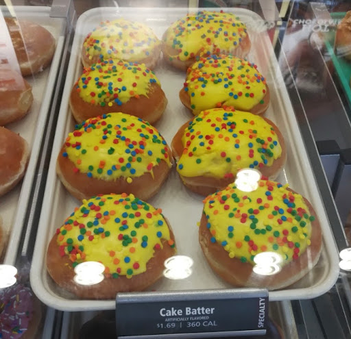 Donut Shop «Krispy Kreme Doughnuts», reviews and photos, 1444 N Battlefield Blvd, Chesapeake, VA 23320, USA