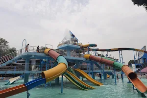 Anandi Water Park, Lucknow image