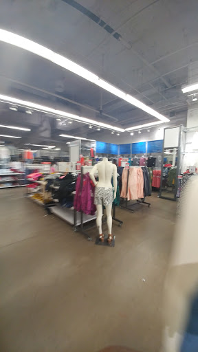 Clothing Store «Old Navy», reviews and photos, 1009 Flatbush Ave, Brooklyn, NY 11226, USA