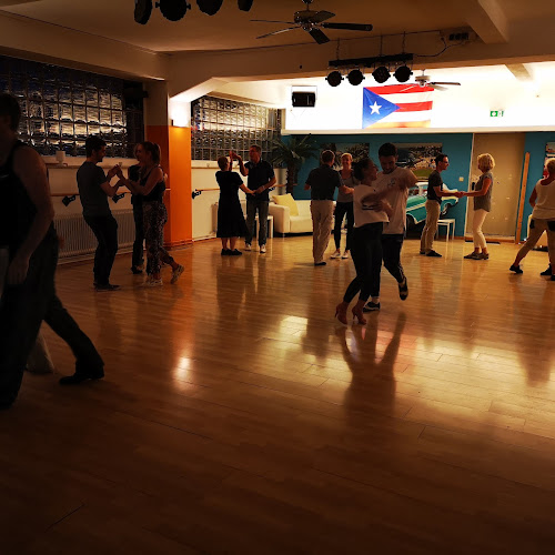 Rezensionen über Salsa Studio Flavio in Freiburg - Tanzschule