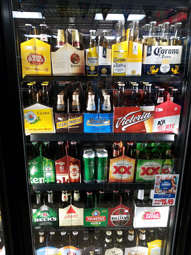Liquor Store «Huckleberry Liquor Beer & Wine Store», reviews and photos, 2872 Washtenaw Ave, Ypsilanti, MI 48197, USA