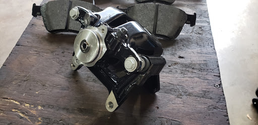 Tire Shop «River Oaks Firestone», reviews and photos, 3701 Westheimer Rd, Houston, TX 77027, USA