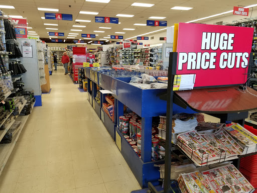 Hardware Store «Harbor Freight Tools», reviews and photos, 3333 W Henrietta Rd #400, Rochester, NY 14623, USA
