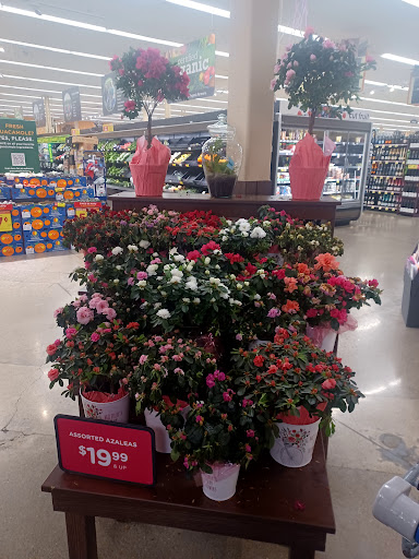 Grocery Store «Kroger», reviews and photos, 801 N Houk Rd, Delaware, OH 43015, USA